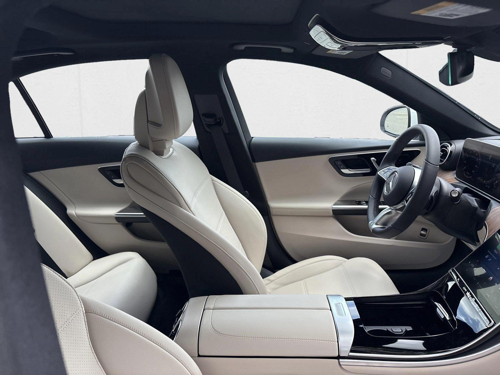 2025 Mercedes-Benz C-Class Sedan C 300 - Photo 26
