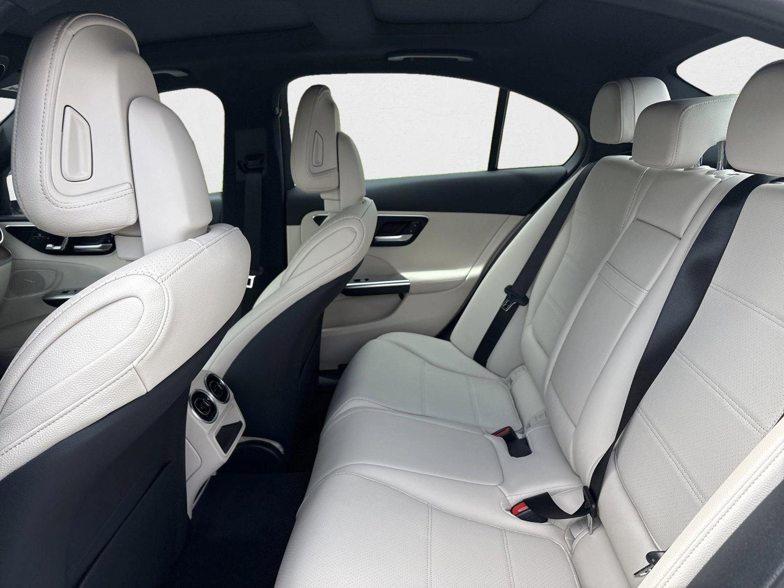 2025 Mercedes-Benz C-Class Sedan C 300 - Photo 21