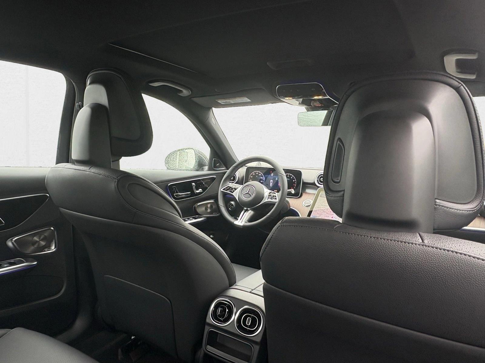 2025 Mercedes-Benz C-Class Sedan C 300 - Photo 21