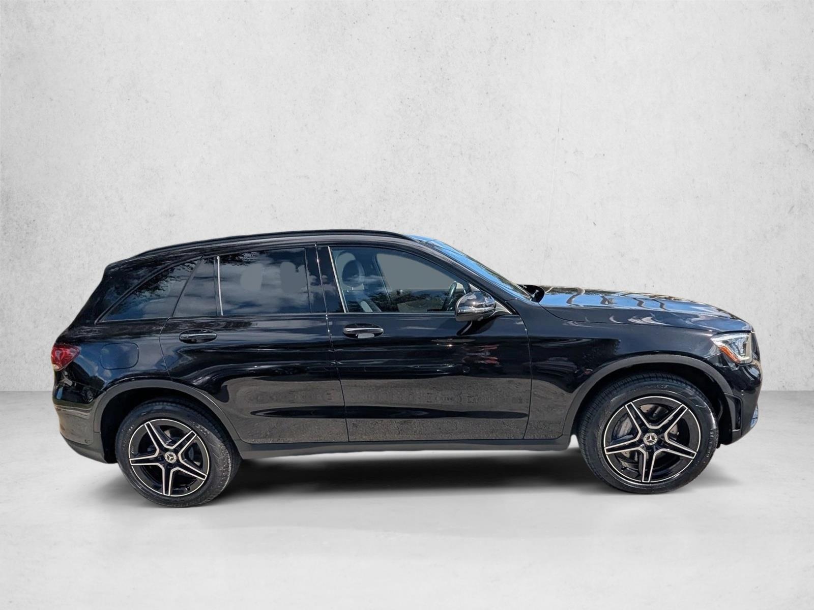 2020 Mercedes Benz GLC 300 4MATIC photo 4