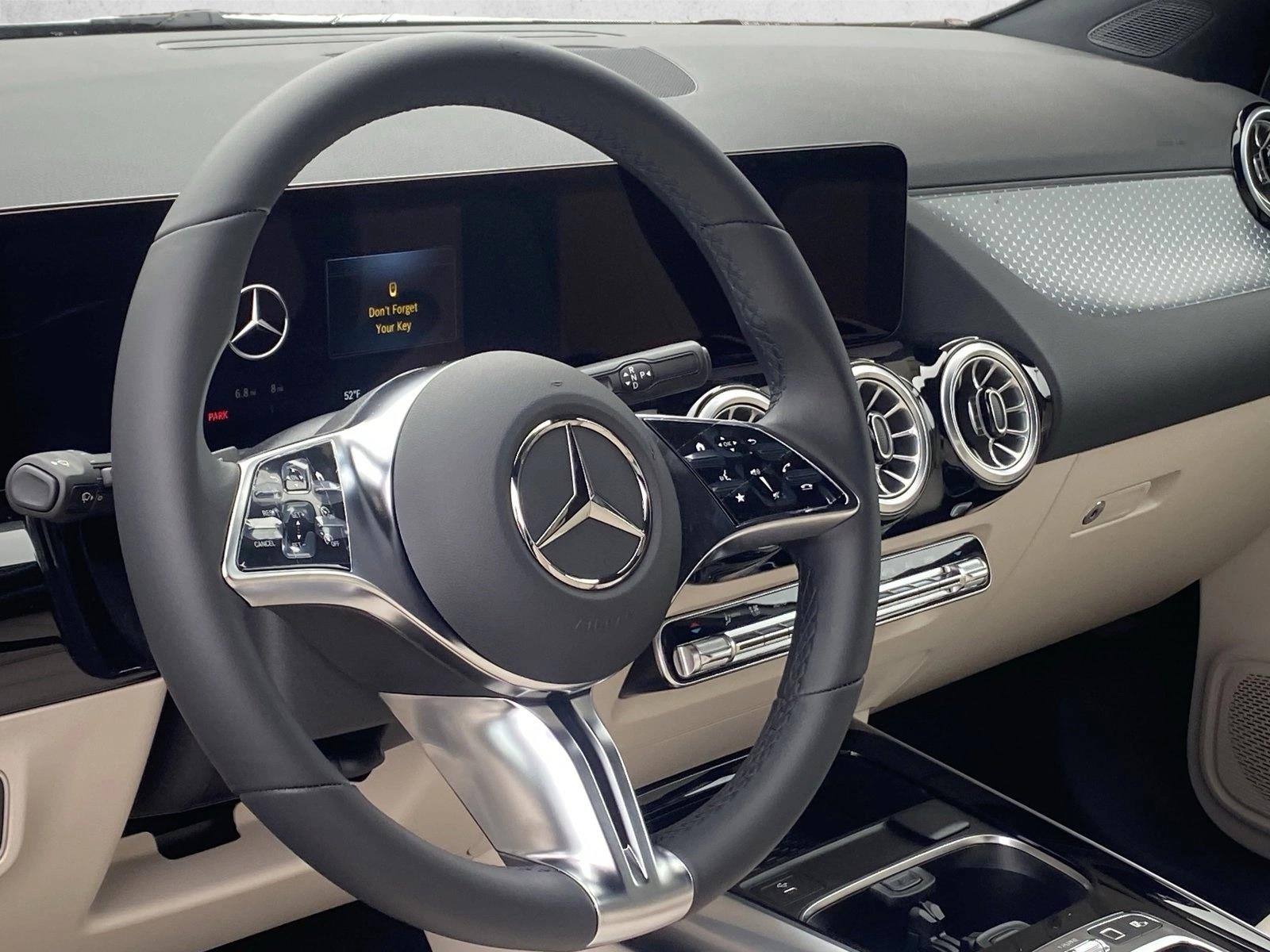 2025 Mercedes Benz GLA 250 photo 3