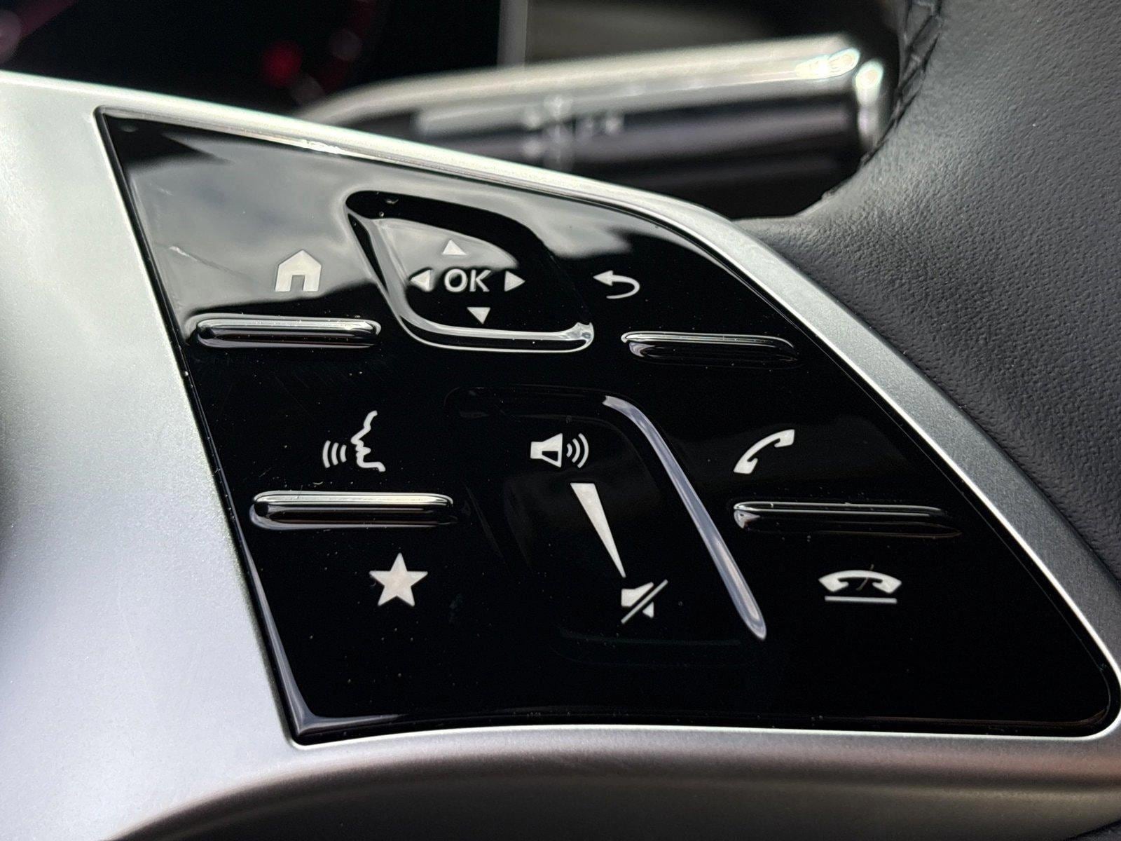 2025 Mercedes-Benz C-Class Sedan C 300 - Photo 15