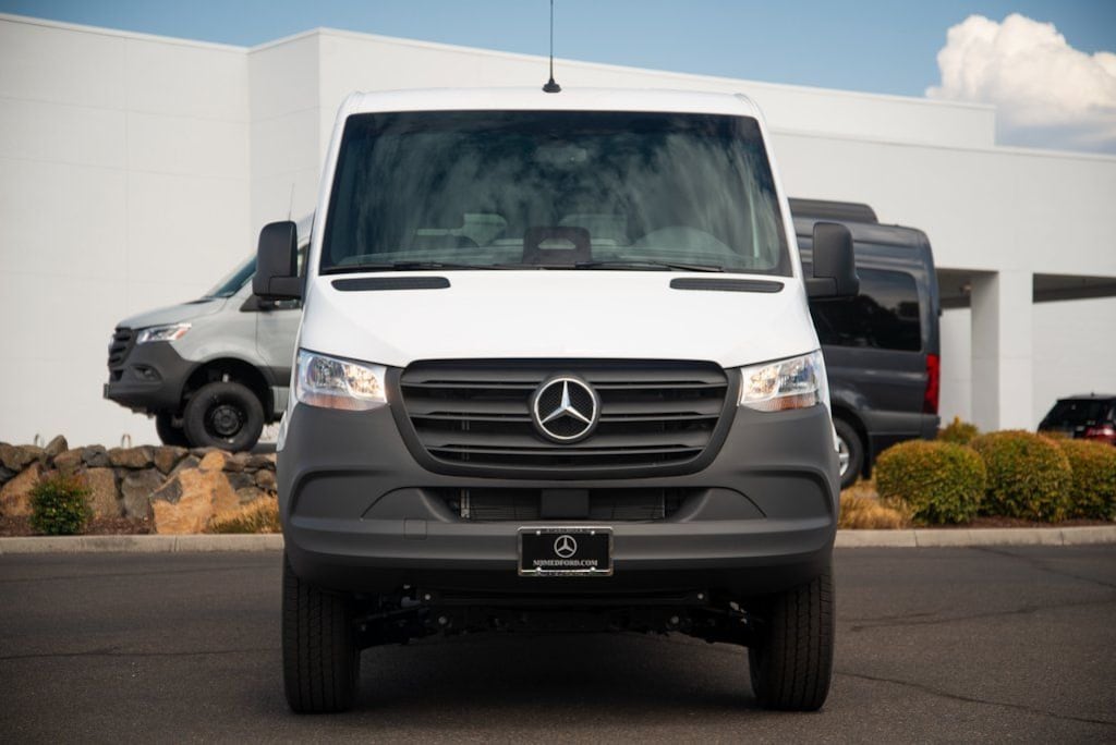 New 2025 Mercedes-Benz Sprinter 2500 Standard Roof 4-Cyl Diesel HO Van Cargo Van