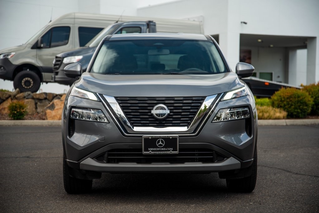 Used 2023 Nissan Rogue SV with VIN JN8BT3BB7PW187300 for sale in Medford, OR