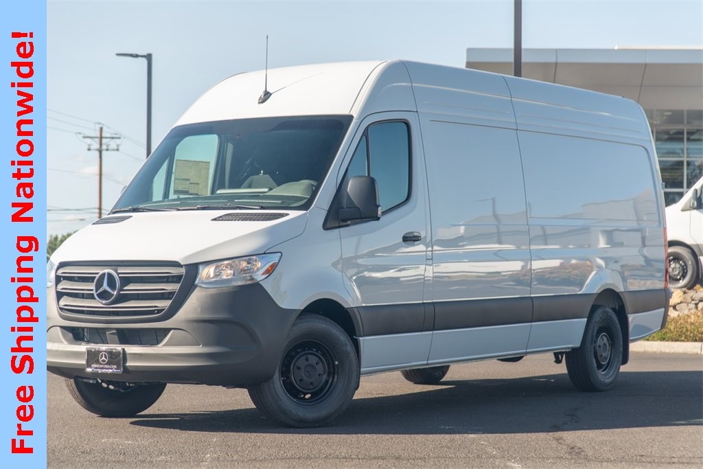 New 2024 Mercedes-Benz Sprinter 2500 High Roof 4-Cyl Diesel Van