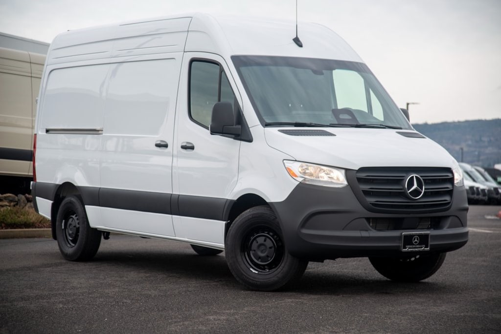 New 2025 Mercedes-Benz Sprinter 2500 Standard Roof 4-Cyl Diesel HO Van Cargo Van