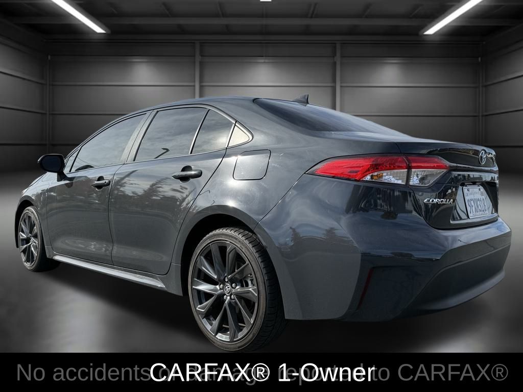 2023 Toyota Corolla Hybrid LE photo 2