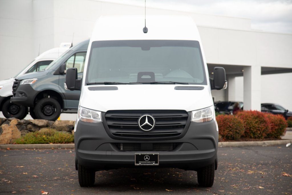New 2025 Mercedes-Benz Sprinter 3500XD High Roof 4-Cyl Diesel HO Van Extended Cargo Van