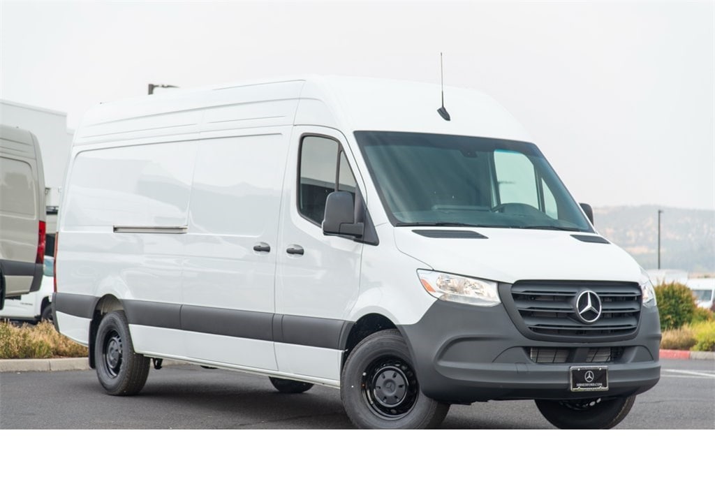 New 2024 Mercedes-Benz Sprinter 2500 High Roof 4-Cyl Diesel Van