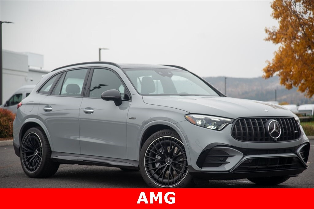 2025 Mercedes Benz GLC 43 AMG photo 3