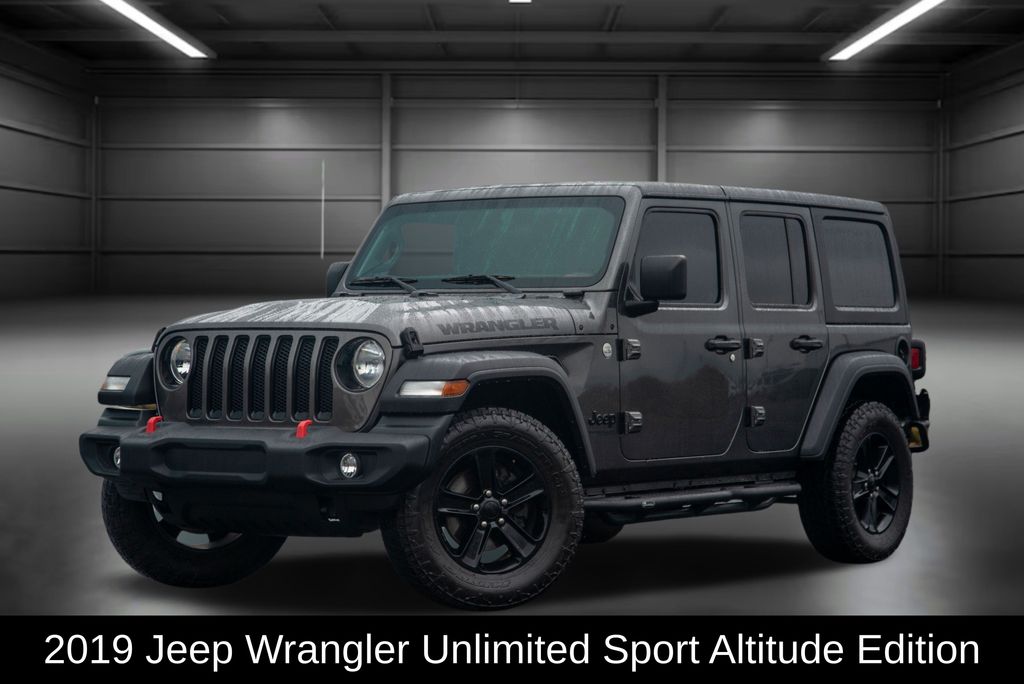 2019 Jeep Wrangler Unlimited Altitude's photo