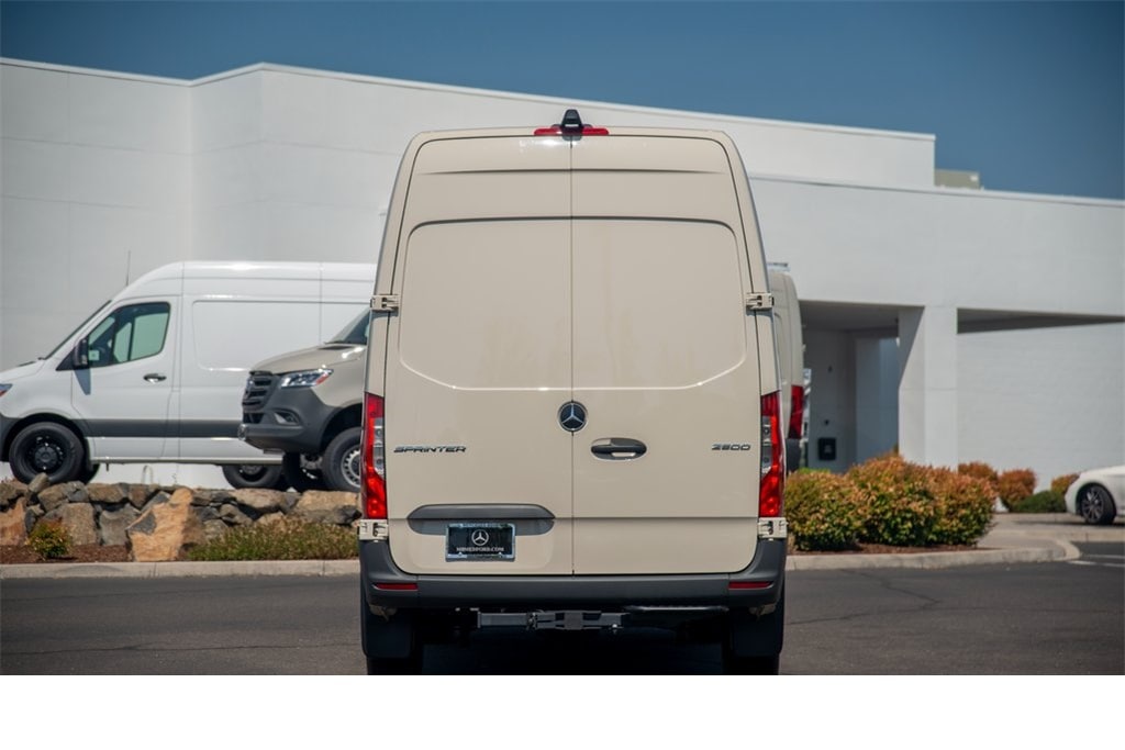 New 2024 Mercedes-Benz Sprinter 2500 Standard Roof 4-Cyl Diesel HO Van