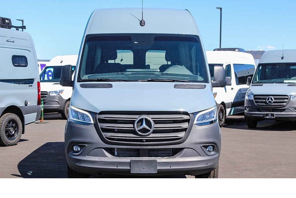 New 2024 Mercedes-Benz Sprinter 2500 Standard Roof 4-Cyl Diesel HO Van