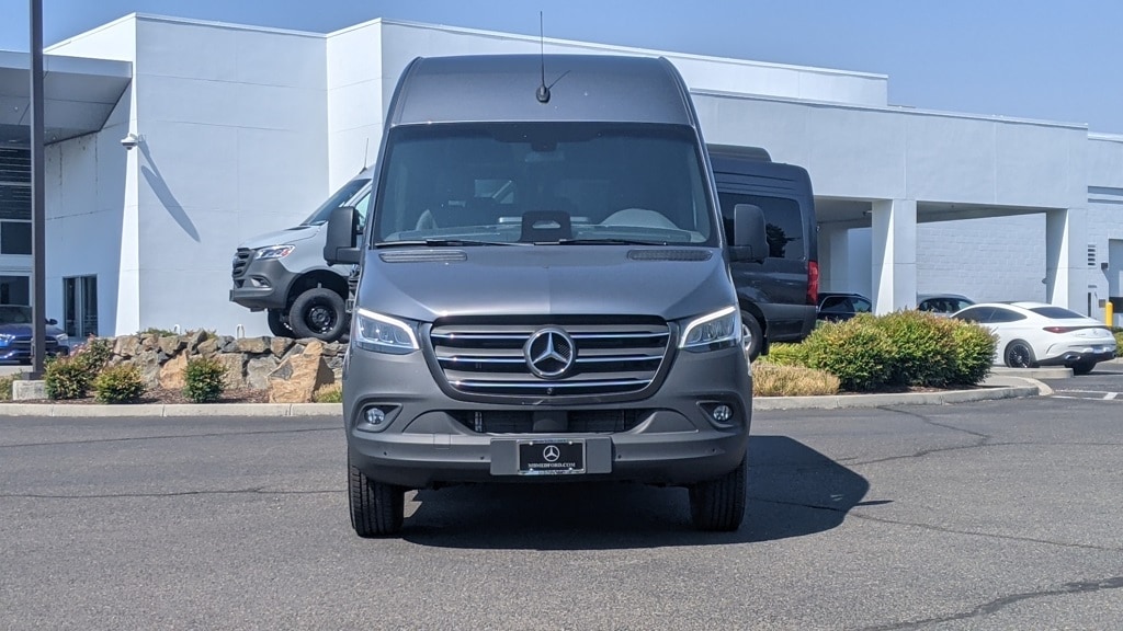 New 2025 Mercedes-Benz Sprinter 2500 Standard Roof 4-Cyl Diesel HO Van Passenger Van