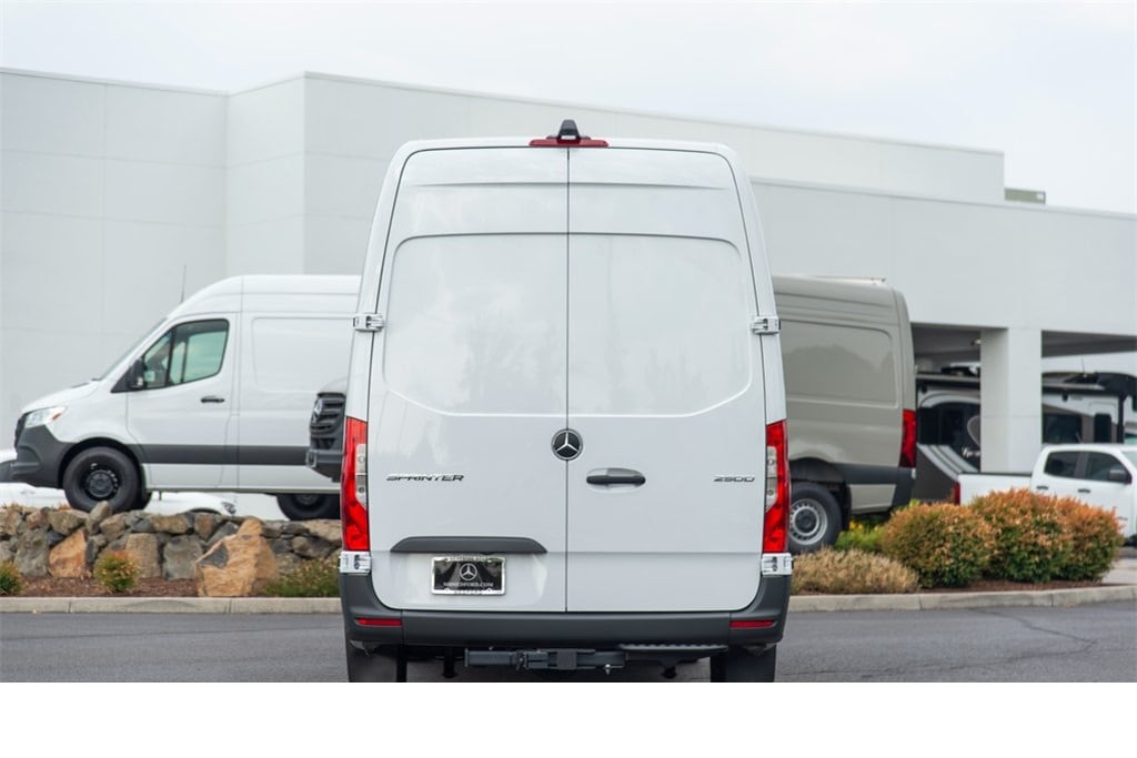 New 2024 Mercedes-Benz Sprinter 2500 High Roof 4-Cyl Diesel Van