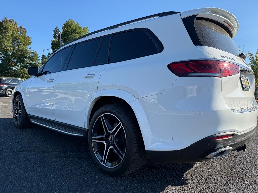 2022 Mercedes Benz GLS 450 4MATIC photo 3