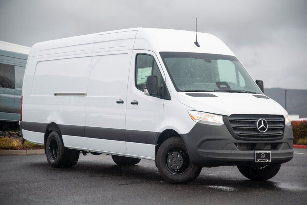 New 2025 Mercedes-Benz Sprinter 4500 High Roof 4-Cyl Diesel HO Van Extended Cargo Van