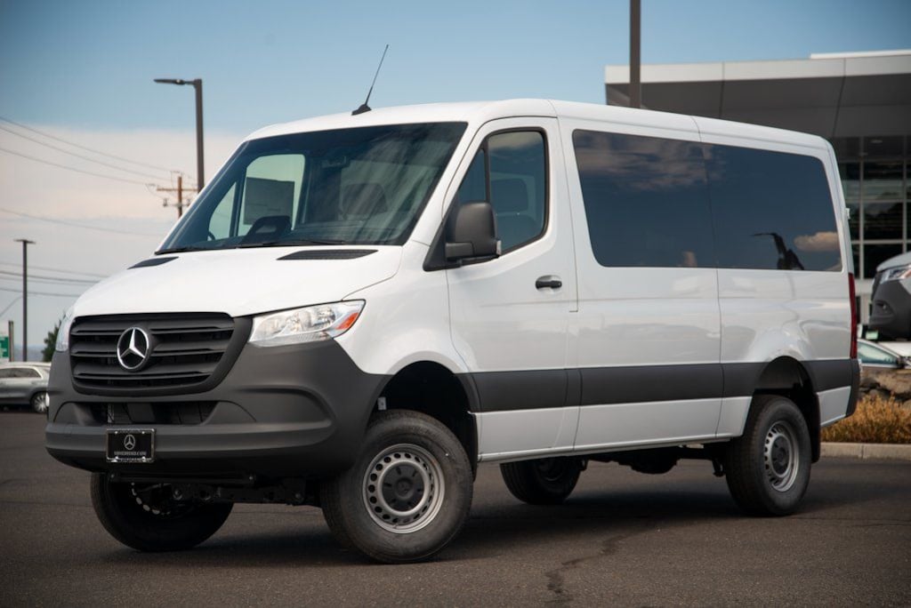 New 2025 Mercedes-Benz Sprinter 2500 Standard Roof 4-Cyl Diesel HO Van Cargo Van
