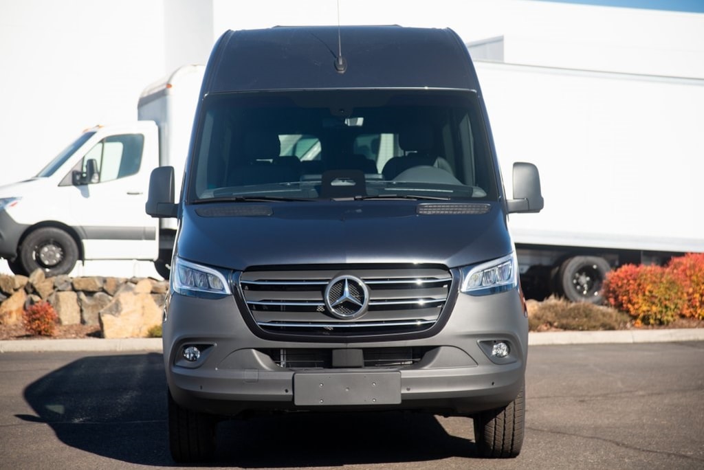 New 2025 Mercedes-Benz Sprinter 2500 Standard Roof 4-Cyl Diesel HO Van Passenger Van