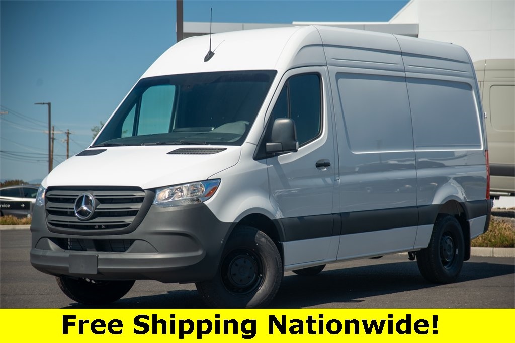 New 2024 Mercedes-Benz Sprinter 2500 Standard Roof 4-Cyl Diesel HO Van