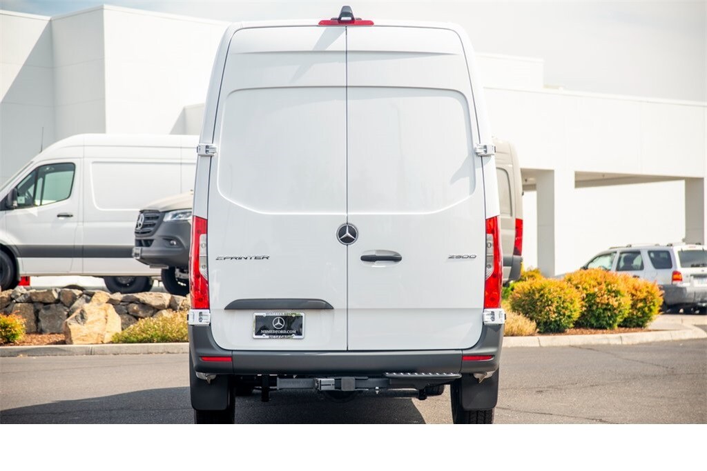 New 2024 Mercedes-Benz Sprinter 2500 Standard Roof 4-Cyl Diesel HO Van