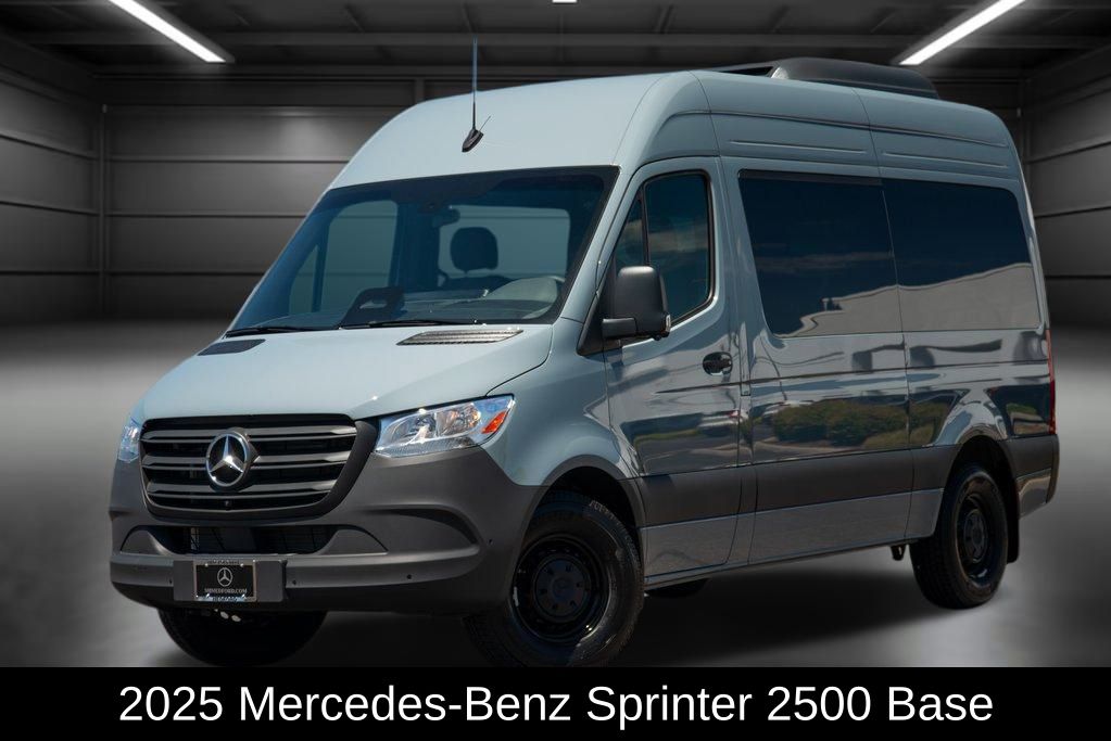 2025 Mercedes-Benz Sprinter Sprinter 2500's photo
