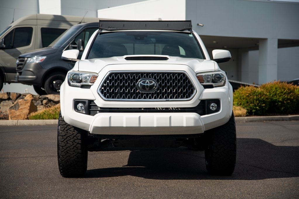 Used 2018 Toyota Tacoma TRD Sport with VIN 3TMCZ5ANXJM166339 for sale in Medford, OR