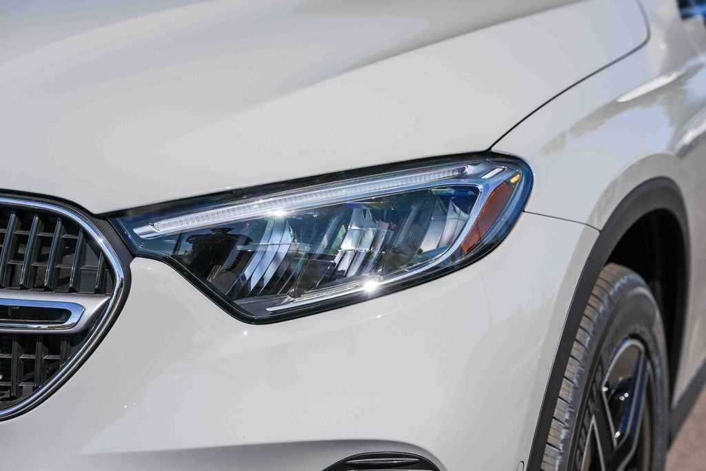 New 2026 Mercedes-Benz GLC 300 4MATIC SUV