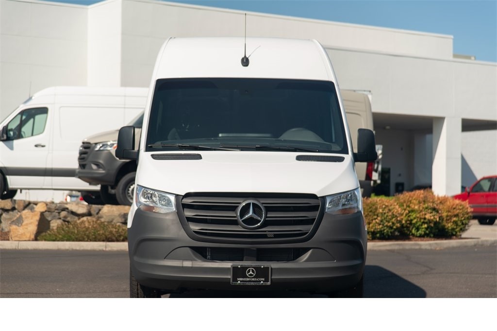 New 2024 Mercedes-Benz Sprinter 2500 Standard Roof 4-Cyl Diesel HO Van