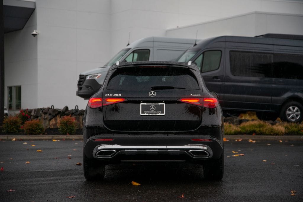 New 2026 Mercedes-Benz GLC 300 4MATIC SUV