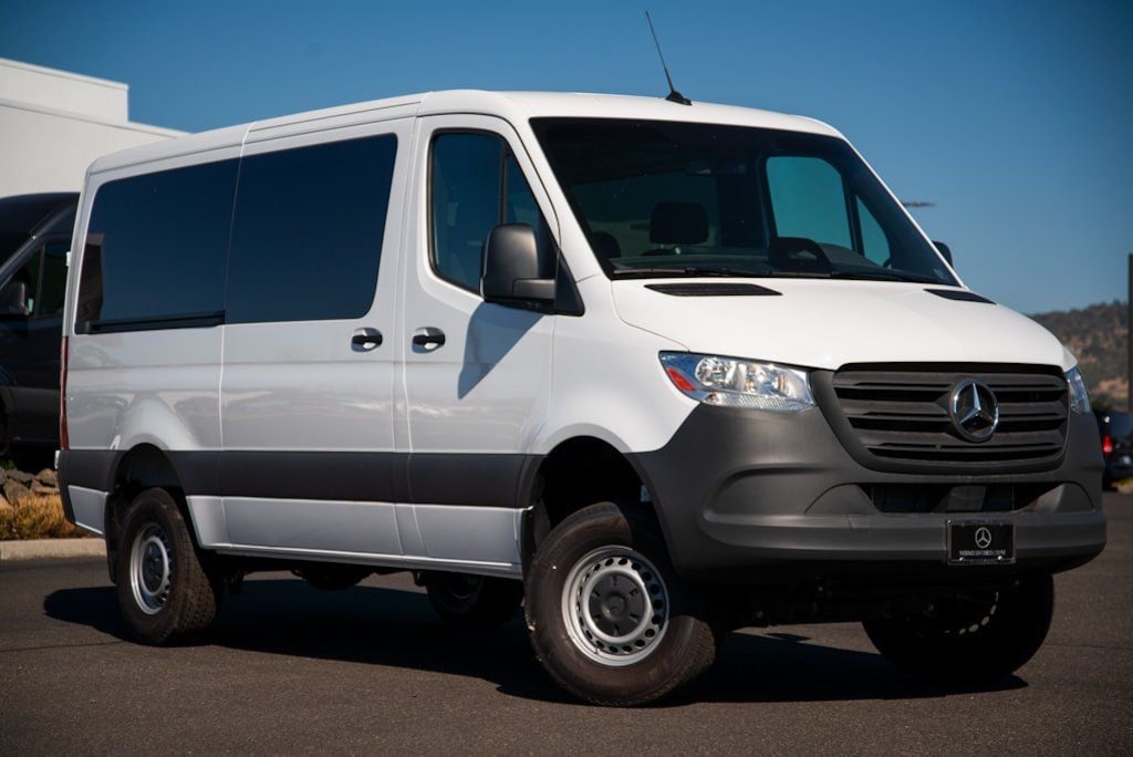 New 2025 Mercedes-Benz Sprinter 2500 Standard Roof 4-Cyl Diesel HO Van Cargo Van