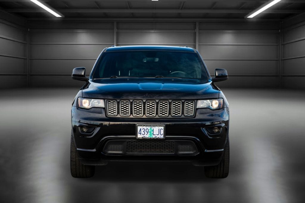 Used 2019 Jeep Grand Cherokee Altitude SUV