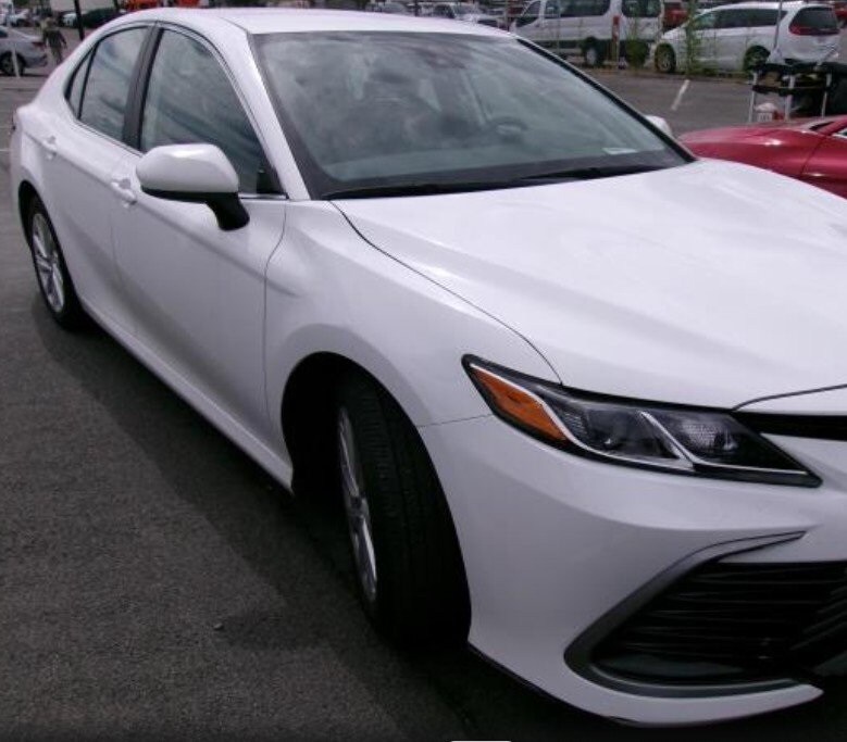 2024 Toyota Camry LE photo 3