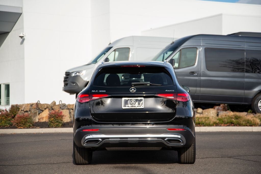 New 2026 Mercedes-Benz GLC 300 4MATIC SUV