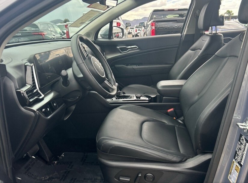 2024 Kia Sportage EX photo 4