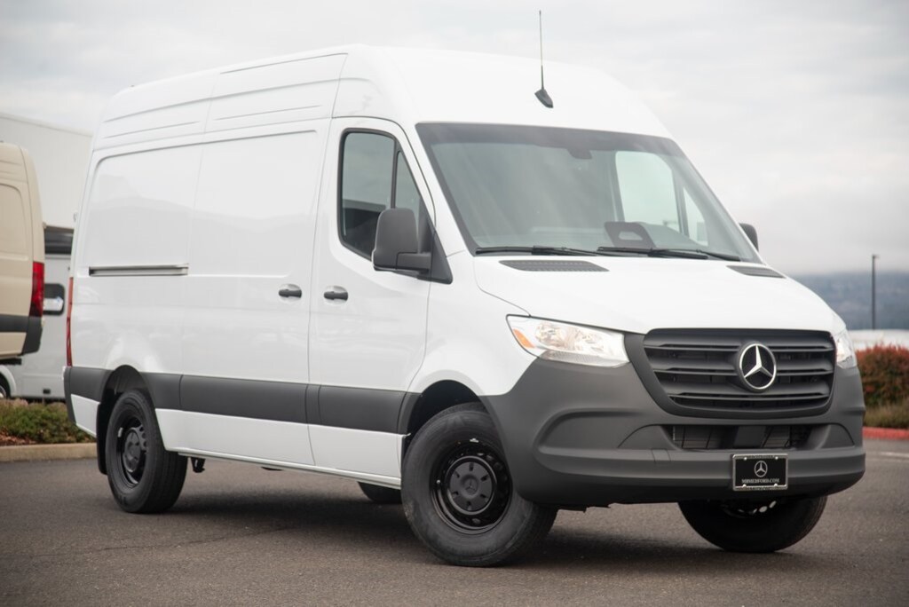 New 2025 Mercedes-Benz Sprinter 2500 Standard Roof 4-Cyl Diesel HO Van Cargo Van