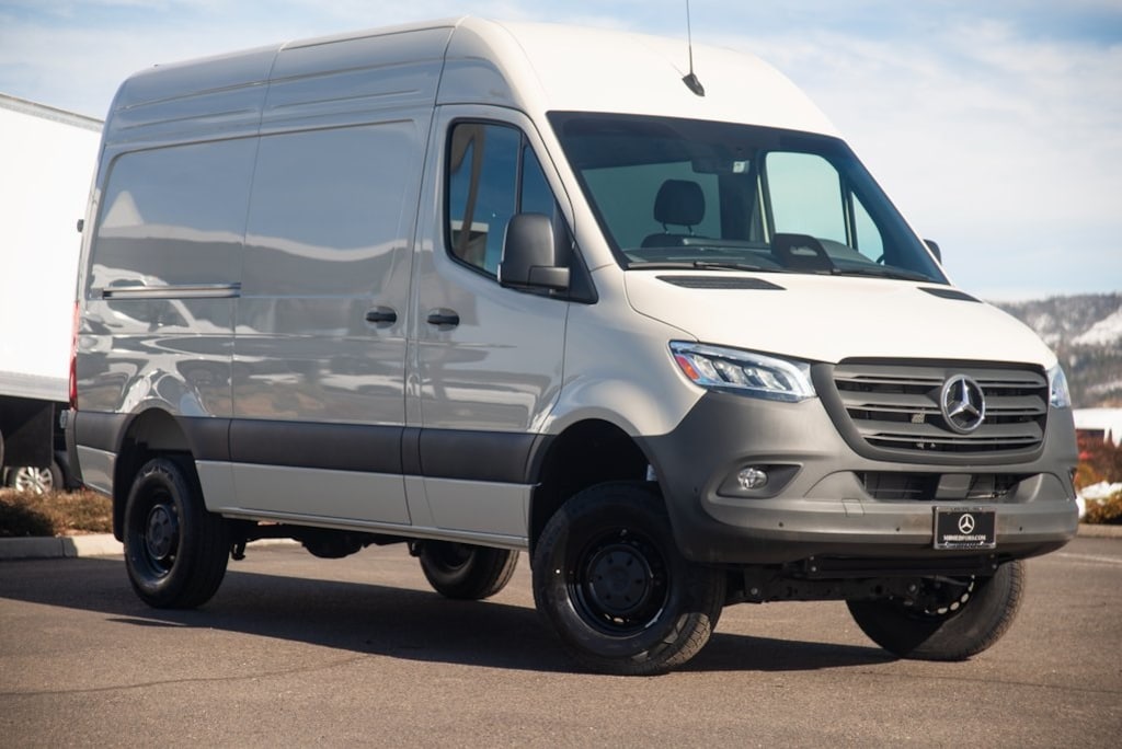 New 2025 Mercedes-Benz Sprinter 2500 Standard Roof 4-Cyl Diesel HO Van Cargo Van