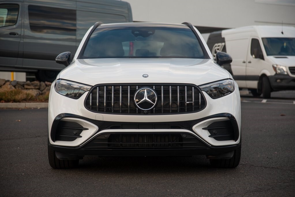 2025 Mercedes Benz GLC AMG 63 4MATIC photo 2