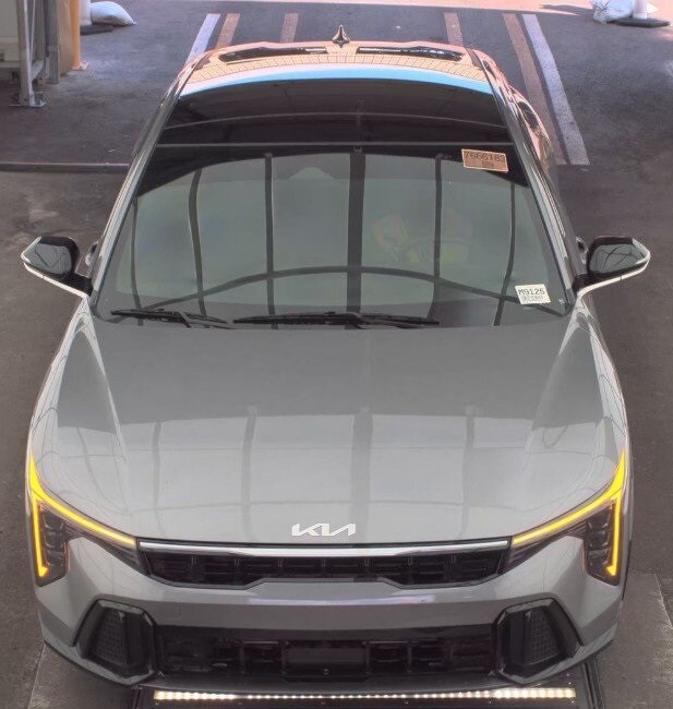 2025 Kia K4 GT-Line photo 4