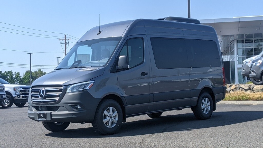 New 2025 Mercedes-Benz Sprinter 2500 Standard Roof 4-Cyl Diesel HO Van Passenger Van