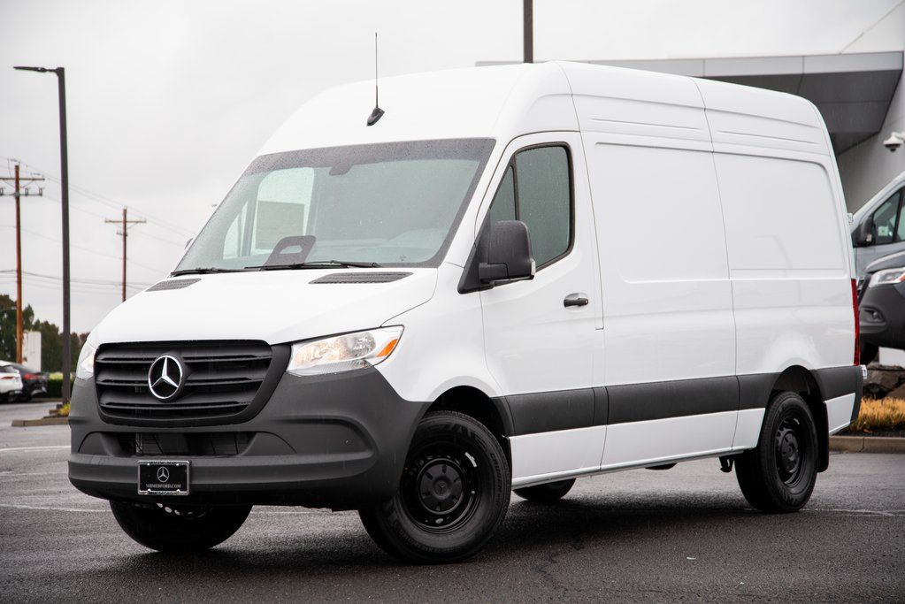 2026 Mercedes-Benz Sprinter Cargo Van Base's photo