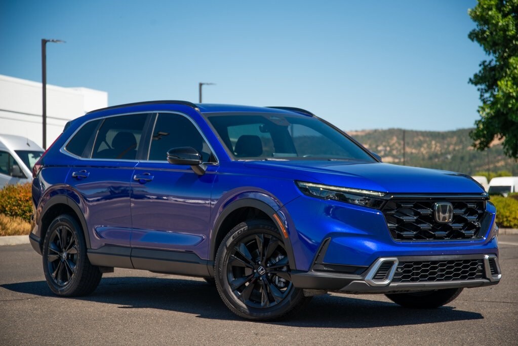 2023 Honda CR-V Hybrid Sport Touring photo 2