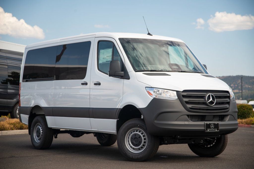 New 2025 Mercedes-Benz Sprinter 2500 Standard Roof 4-Cyl Diesel HO Van Cargo Van