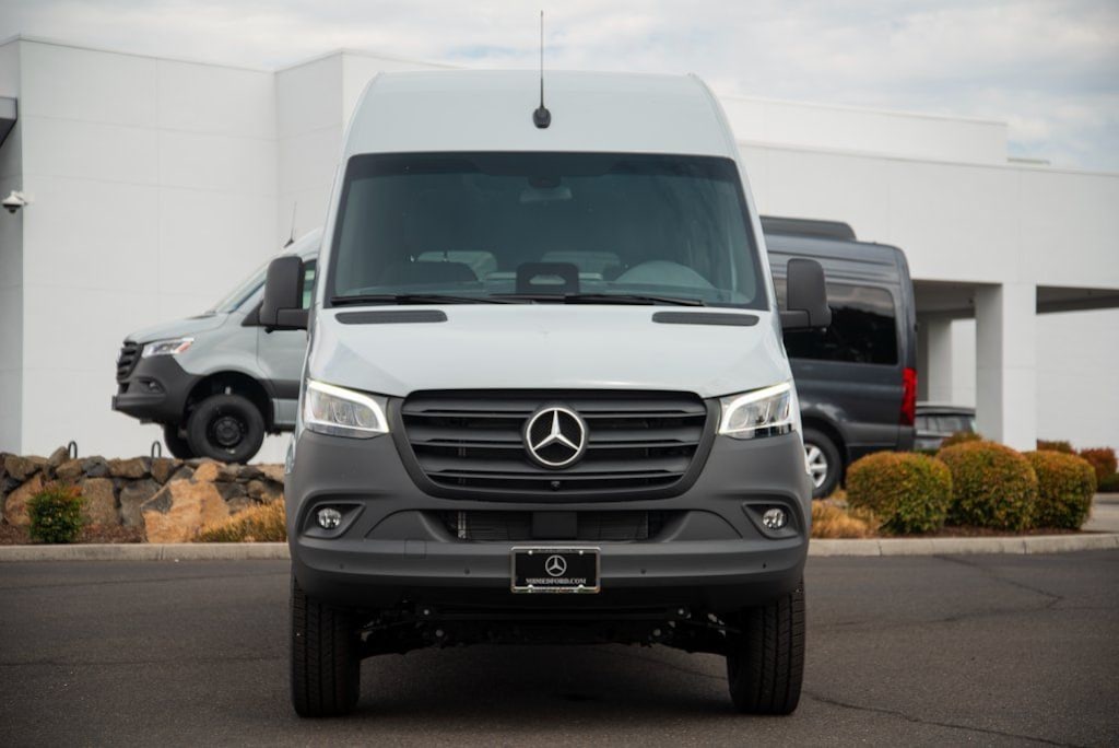 New 2025 Mercedes-Benz Sprinter 2500 High Roof 4-Cyl Diesel HO Van Cargo Van