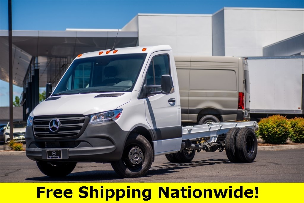 2024 Mercedes-Benz Sprinter 4500 Chassis Truck 