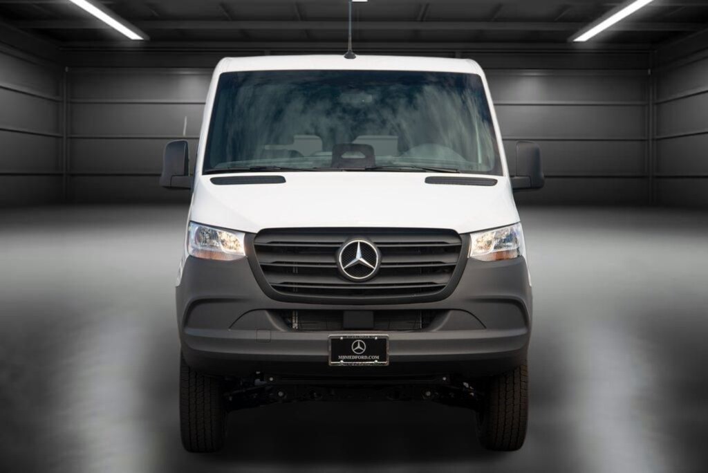New 2025 Mercedes-Benz Sprinter 2500 Standard Roof 4-Cyl Diesel HO Van Cargo Van