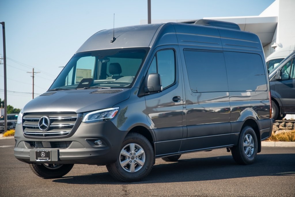 New 2025 Mercedes-Benz Sprinter 2500 Standard Roof 4-Cyl Diesel HO Van Passenger Van