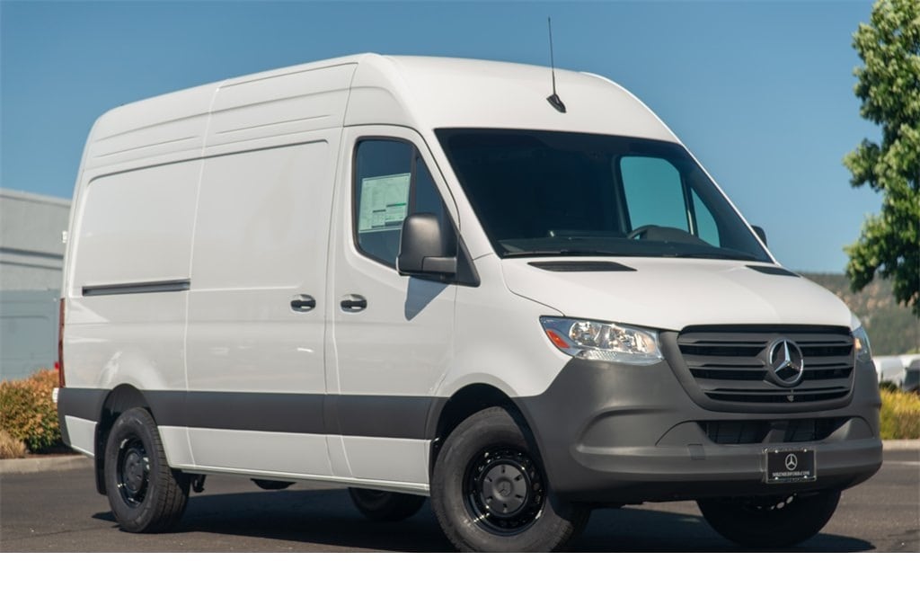New 2024 Mercedes-Benz Sprinter 2500 Standard Roof 4-Cyl Diesel HO Van
