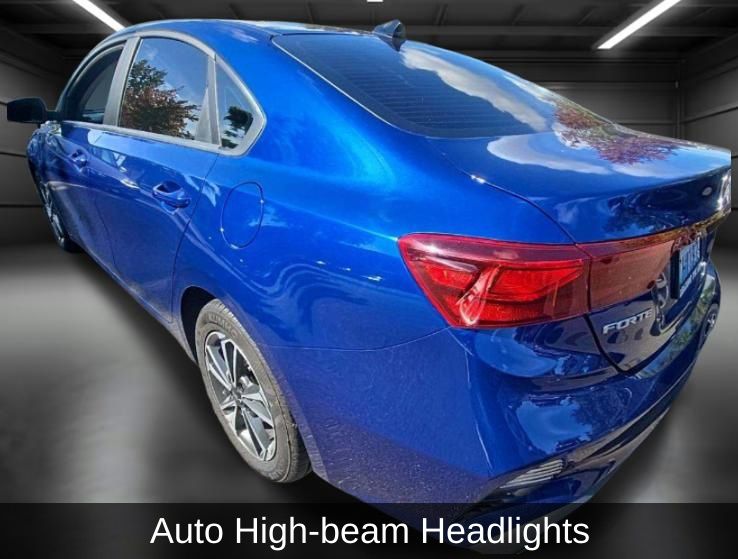 2023 Kia Forte LXS photo 4