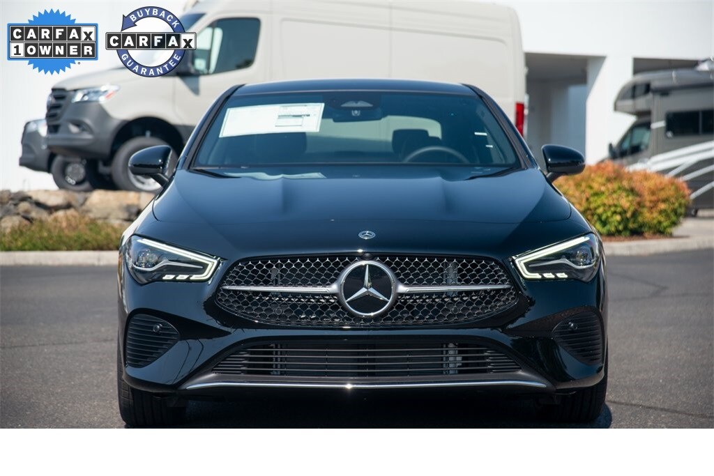 2025 Mercedes Benz CLA 250 4MATIC photo 2